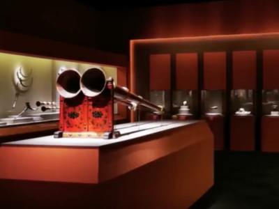唐代九霄环佩古琴现身“中国古代乐器展” 传世仅4张