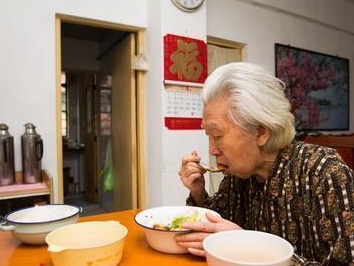 广州居家养老出新规，60岁以上居家老人可申请，这些人可获政府资助
