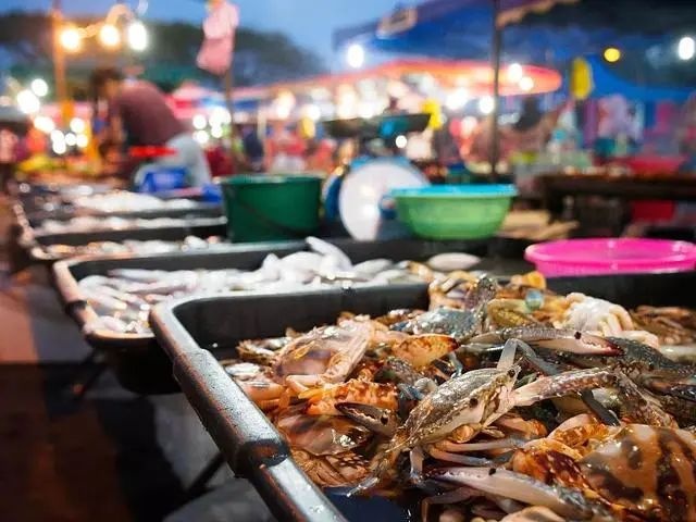 海鲜中的微塑料正残害无数中国人？尚无证据表明对人体有影响