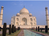 印度泰姬陵定于9月21日重开，游客上限由2万下调至5千人