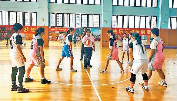 886人参赛！光明区中小学生篮球联赛激情开战啦~