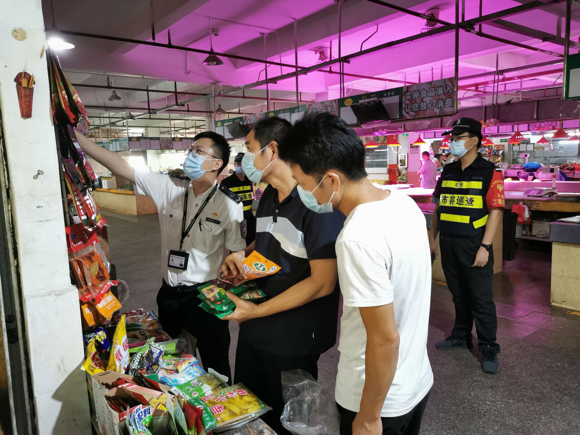 市场监管部门开展联合督导，创文冲刺和食品安全双管齐下