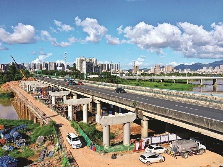 汕西高速改扩建惠州段全面施工 按双向8车道改扩建