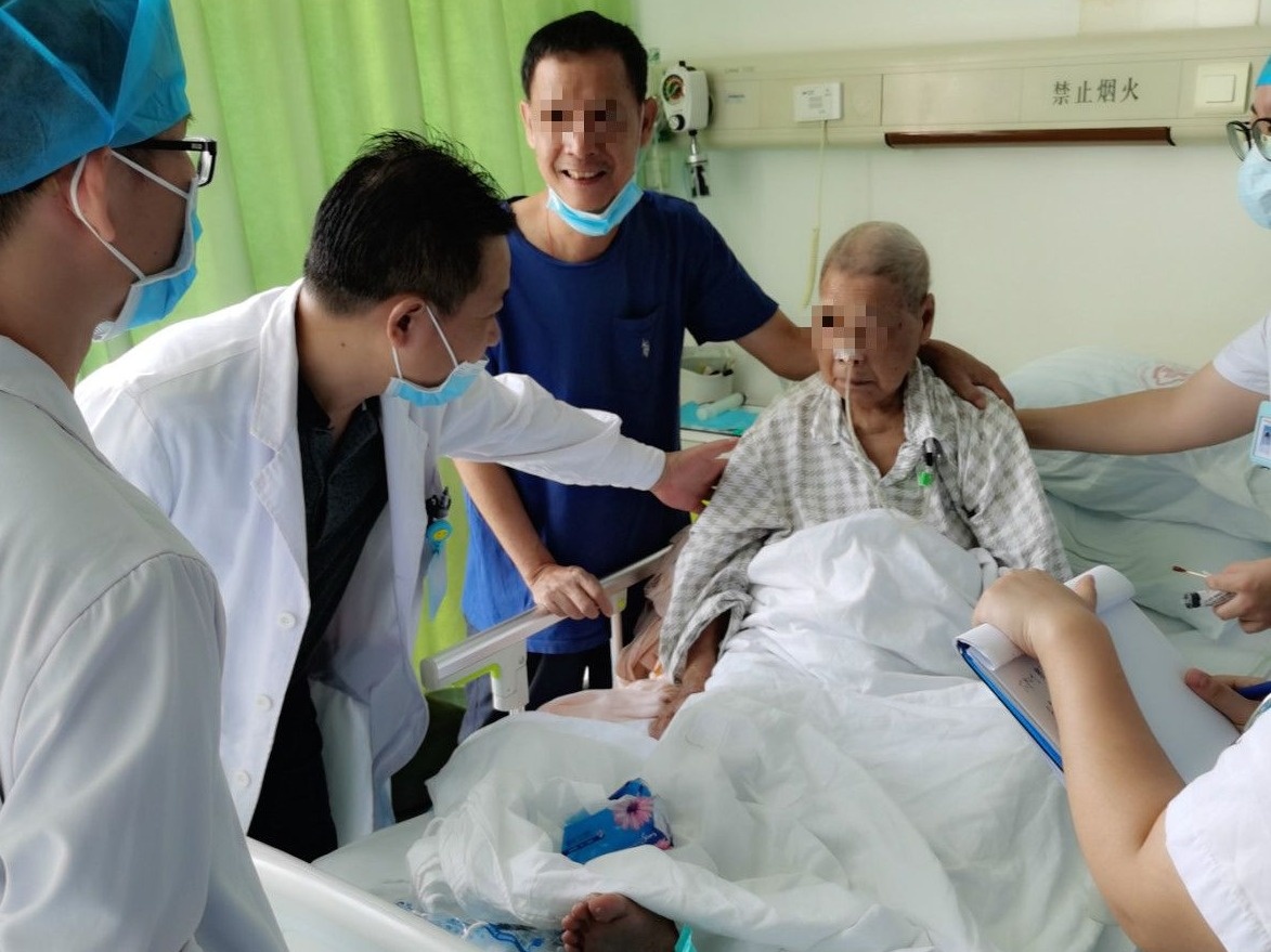 88岁老人心梗后心脏破了个大洞 协和深圳医院心内科团队救回其一命