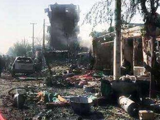 阿富汗第一副总统车队遭爆炸袭击，已致10死15伤