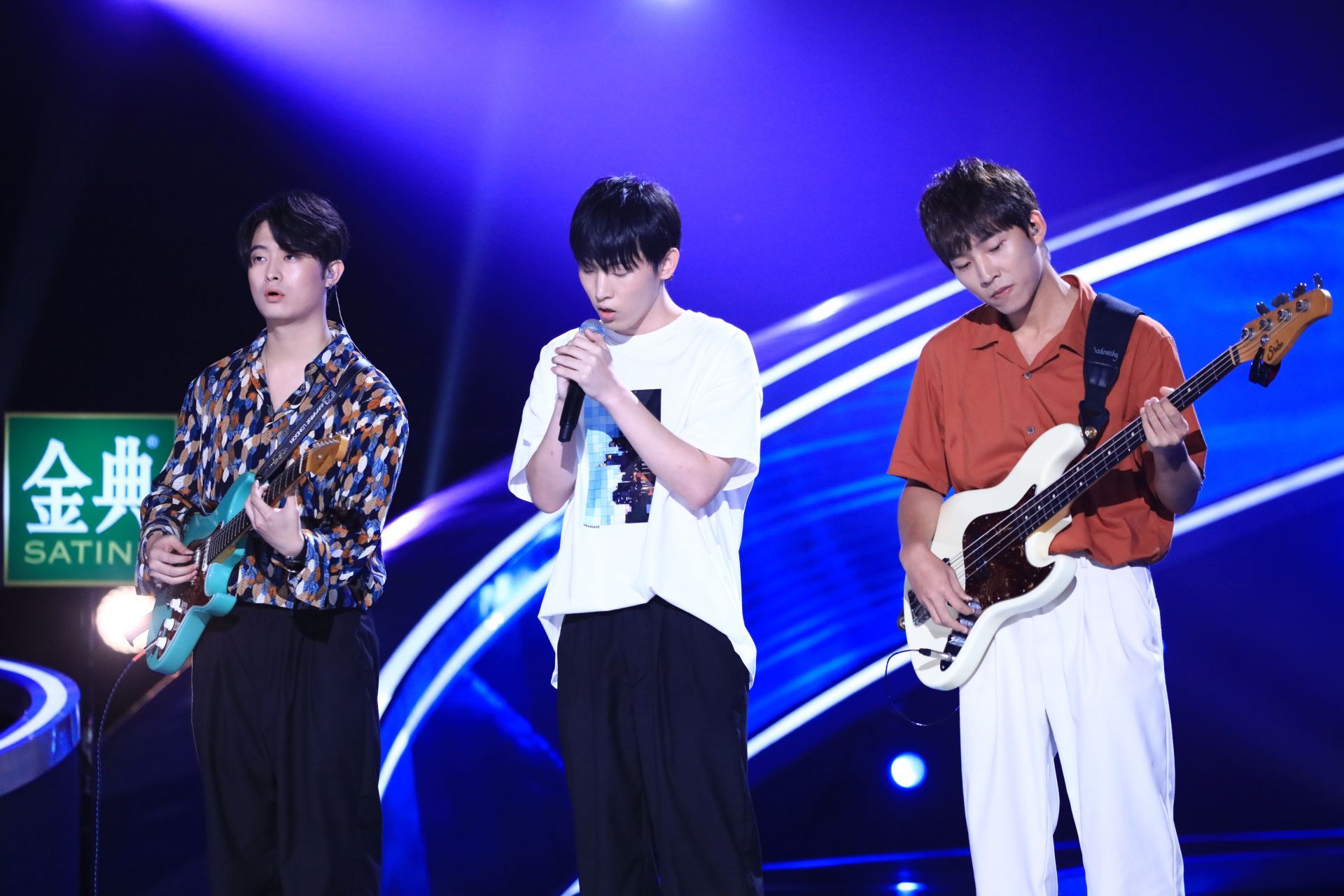 意外频出，导师感慨步步惊心！ “好声音”上演史上最强车轮抢位战