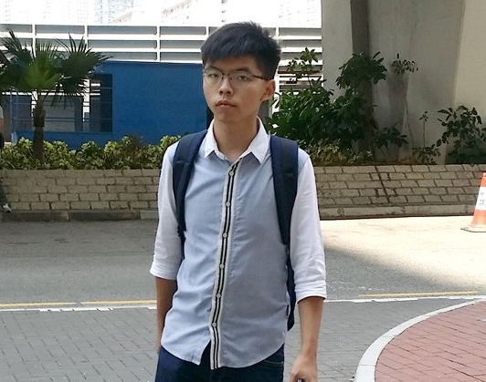 乱港分子黄之锋被捕