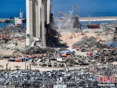 黎巴嫩军方清查爆炸港口 共发现1.32吨烟花