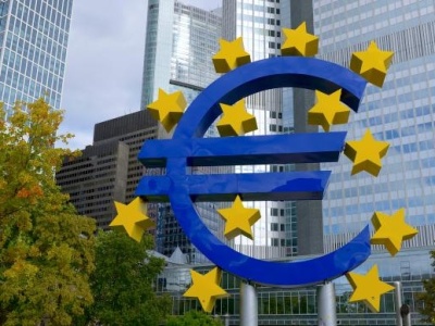 欧洲央行预计2020年欧元区经济将萎缩8%
