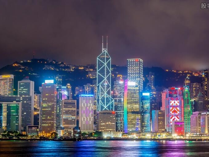 香港学者：料港经济明年转跌为升 疫情控制则是关键
