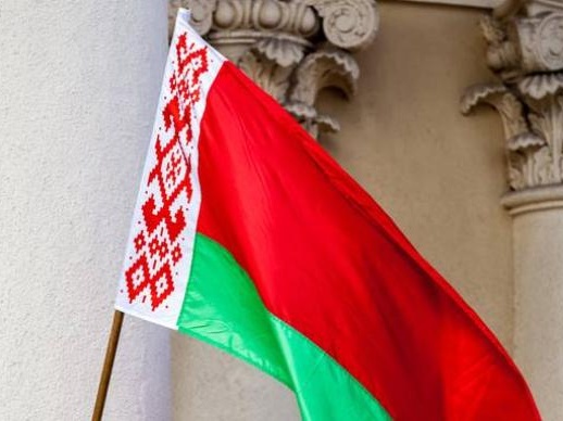 乌媒：白俄罗斯反对派高级成员撕毁护照，避免自己被驱逐出境