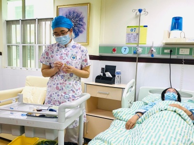 数据跑腿！中国电信携手中山医院打造移动护理系统