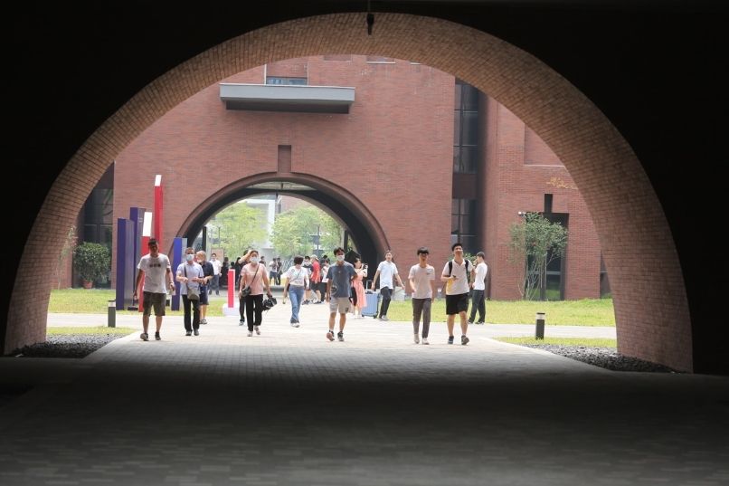 今日华工新生入学报到，“学霸宿舍”惹人称羡