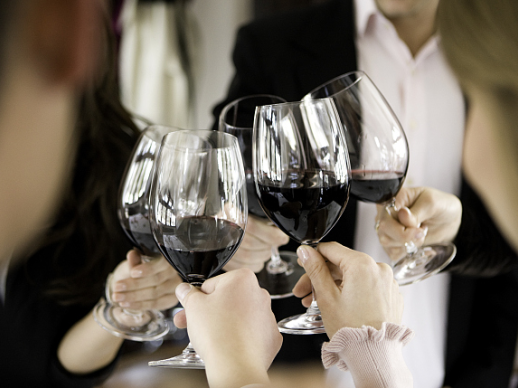 澳门制定团体餐饮活动指引：以酒会代替午宴或晚宴
