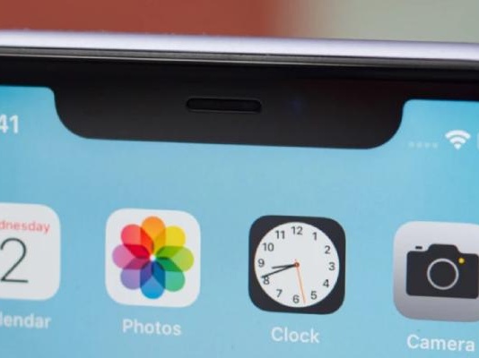 苹果最新屏下传感专利曝光，iPhone14或将抛弃刘海屏