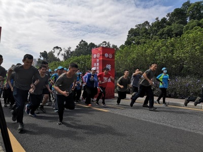 深圳第八届军民运动会开幕！500人参与徒步比赛