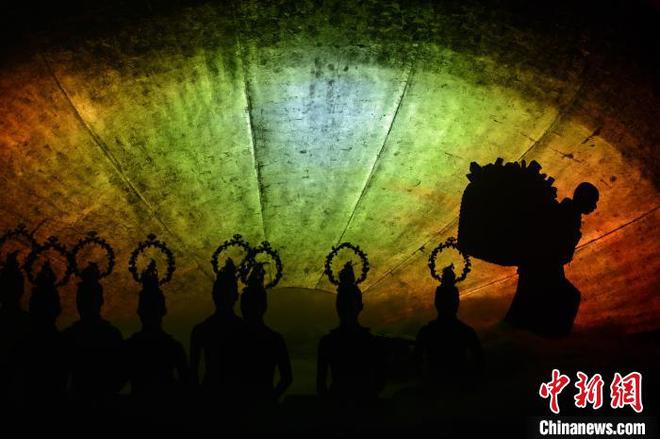 杨丽萍与团队演绎中国版《春之祭》