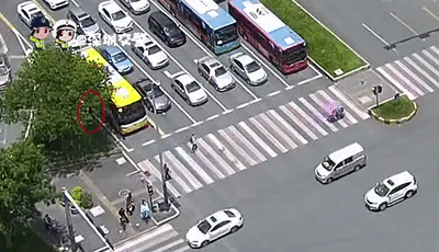 路口的这些“危险地带”，司机要知道，行人更要知道！