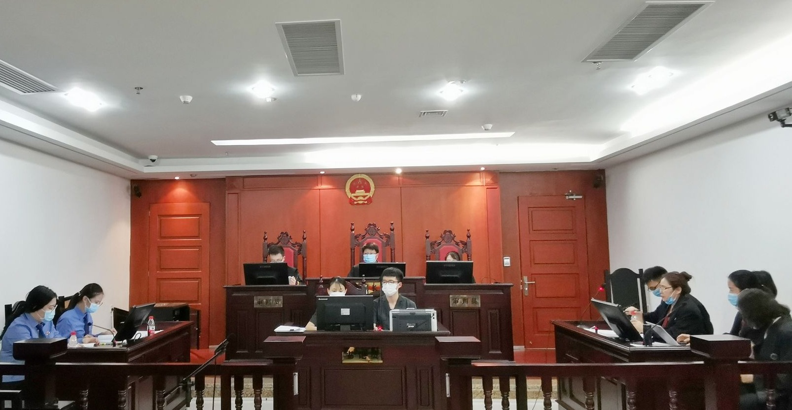 高利放贷暴力催收600余万，东莞涉恶集团4人齐过堂