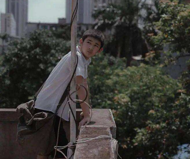 《隐秘的角落》荣梓杉获釜山电影节最佳新人男演员