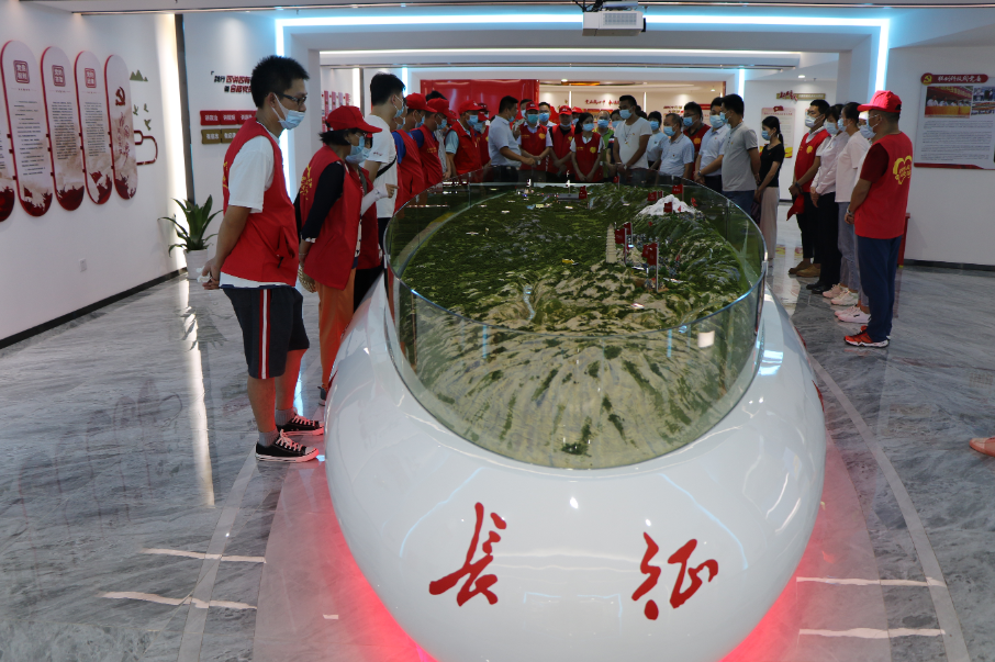 龙岗区南湾街道：党建引领企业发展，红色基因注入蓬勃生机