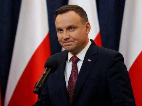 波兰总统杜达新冠病毒检测为阳性