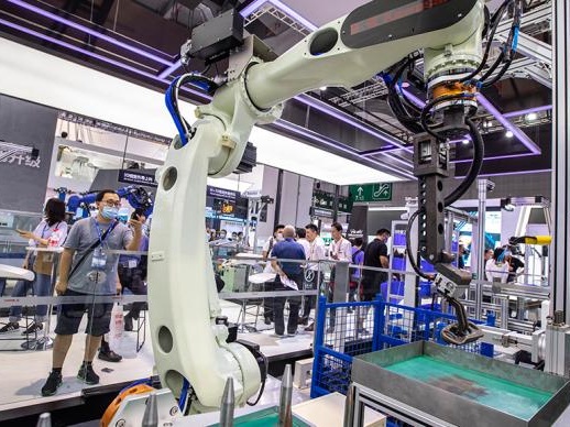 新报告：中国是全球最大、增长最快的工业机器人市场