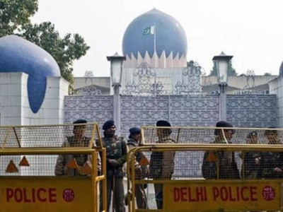 巴基斯坦驻印度使馆外，一名印士兵突然开枪自杀