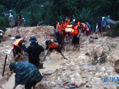 越南多地暴雨致117人死亡