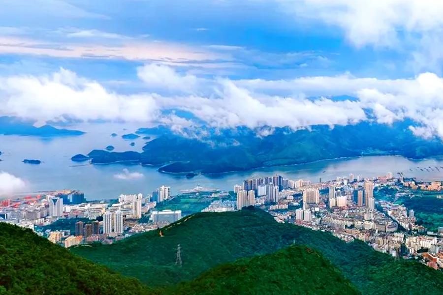爬山、观海、探险，8号线有你想要的全部！