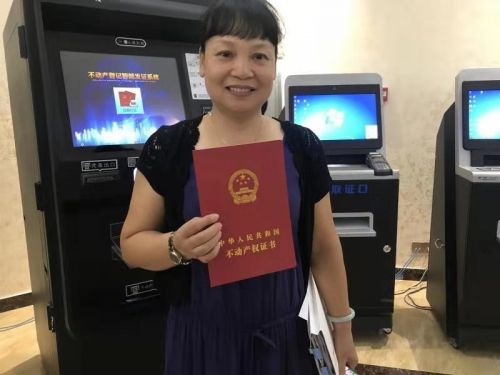 当好“店小二” 肇庆市政务服务大厅设产业项目专窗 “一门式”服务