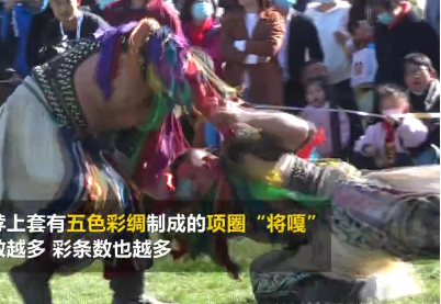 蒙古族国家级非遗搏克亮相那达慕草原美食节