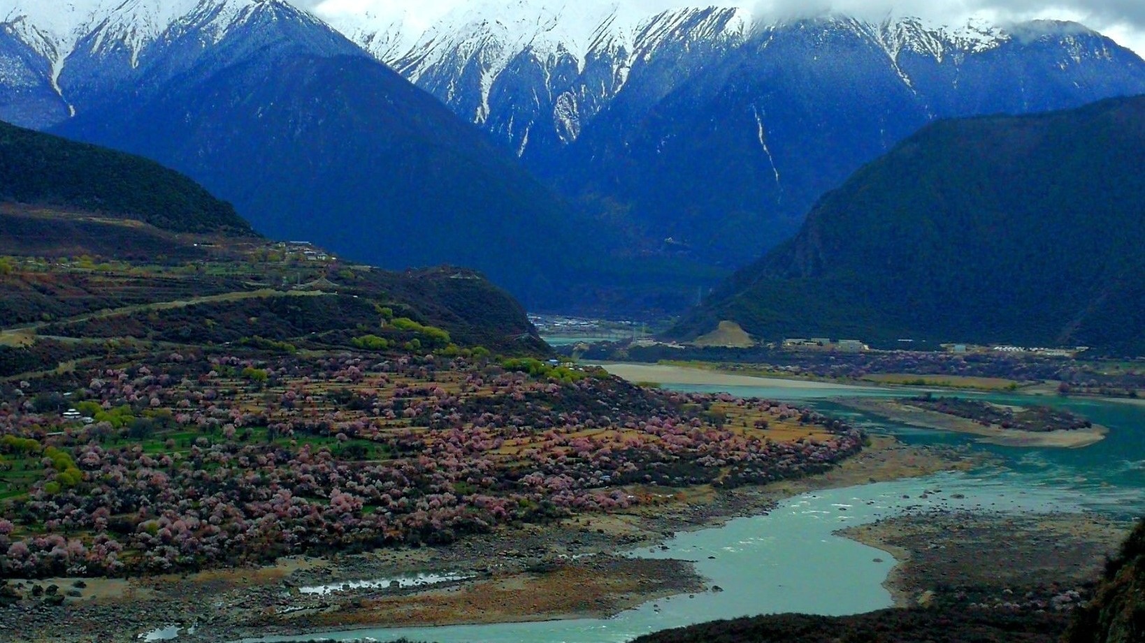 文旅部：确定西藏雅鲁藏布大峡谷为5A级景区