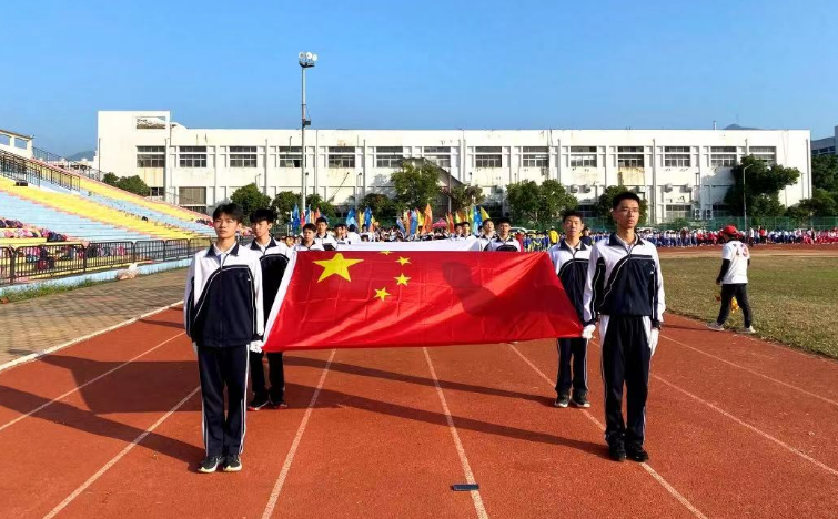 超燃！深圳亚迪学校举行2020体育节 千名学子角逐赛场 
