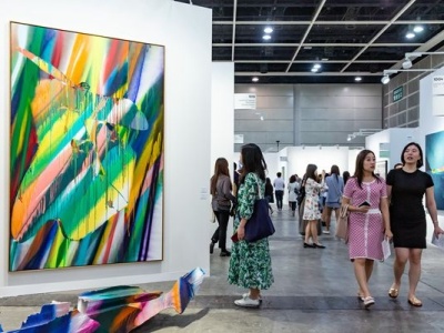 香港巴塞尔艺术展延期至明年5月