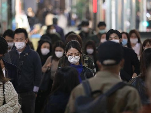 日本单日新增首超两千例，首相菅义伟要求全力防止疫情加剧