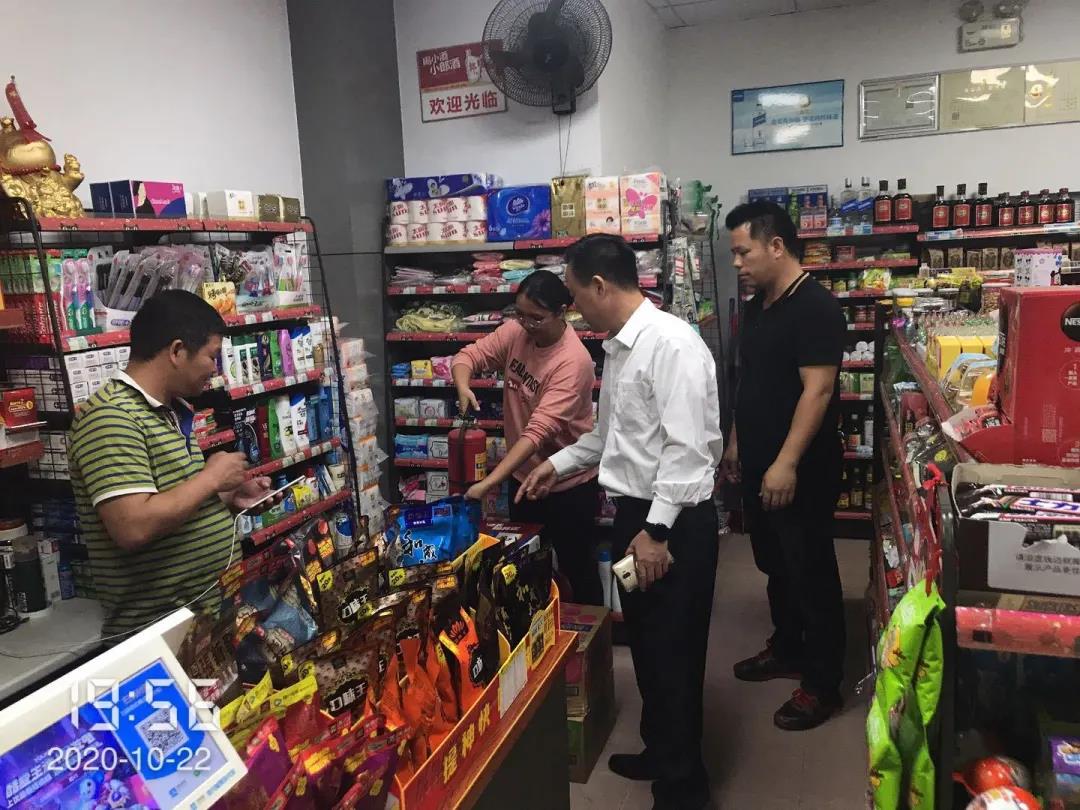 碧岭街道把党旗插在消防安全隐患整治第一线