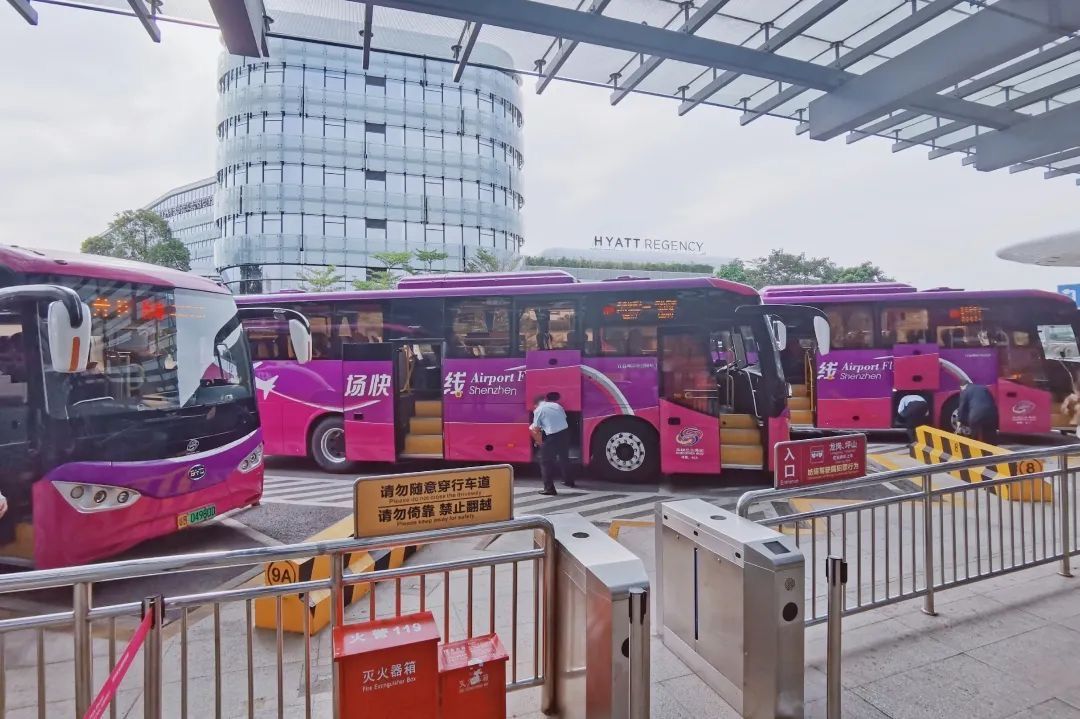 夜间抵达深圳机场没车回家？"圳点夜行"推出跨市定制客运和市内机场快线