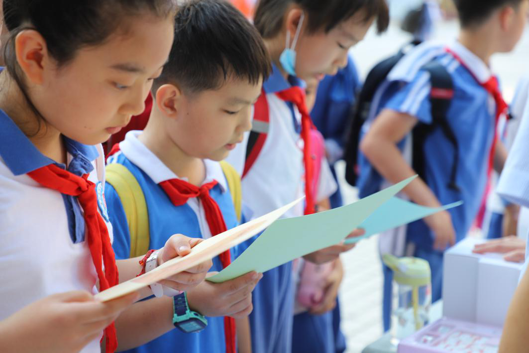 让童年与快乐同行，深圳坪山区用法治做幸福童年的“守护者”
