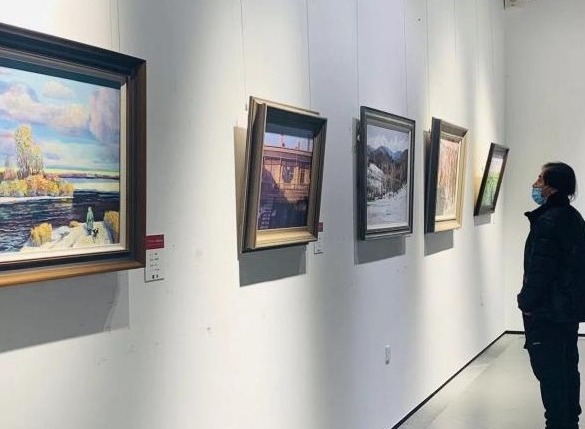 “2020共绘炫彩·中俄油画交流展”启幕 促两国文化交流纵深发展