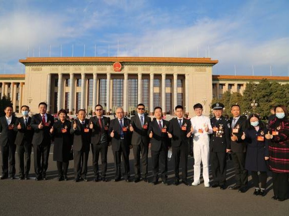 广东122人获评全国劳模，34人参与抗疫