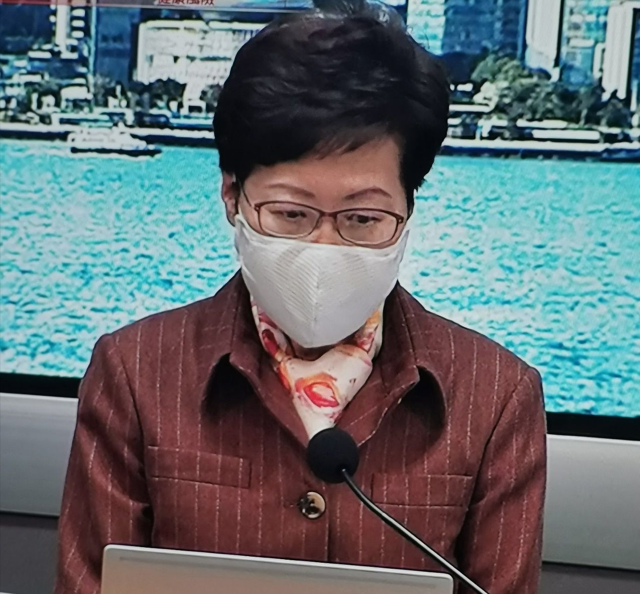 林郑月娥：首批新冠疫苗下月到港