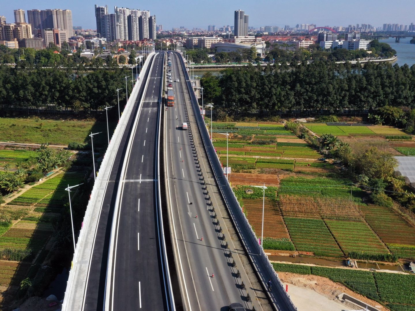 东莞道滘大桥全线建成通车，显著缓解交通压力