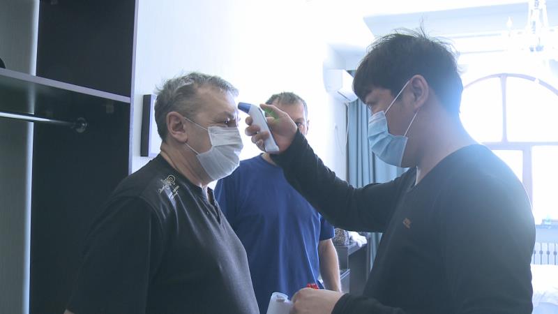 滞留满洲里市异地人员将持48小时内核酸检测阴性报告返程