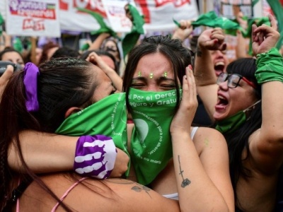 外媒：阿根廷成为拉美地区首个堕胎合法化国家