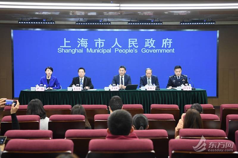 上海最新立法：遇疫情等突发事件，医疗卫生人员报告享免责权