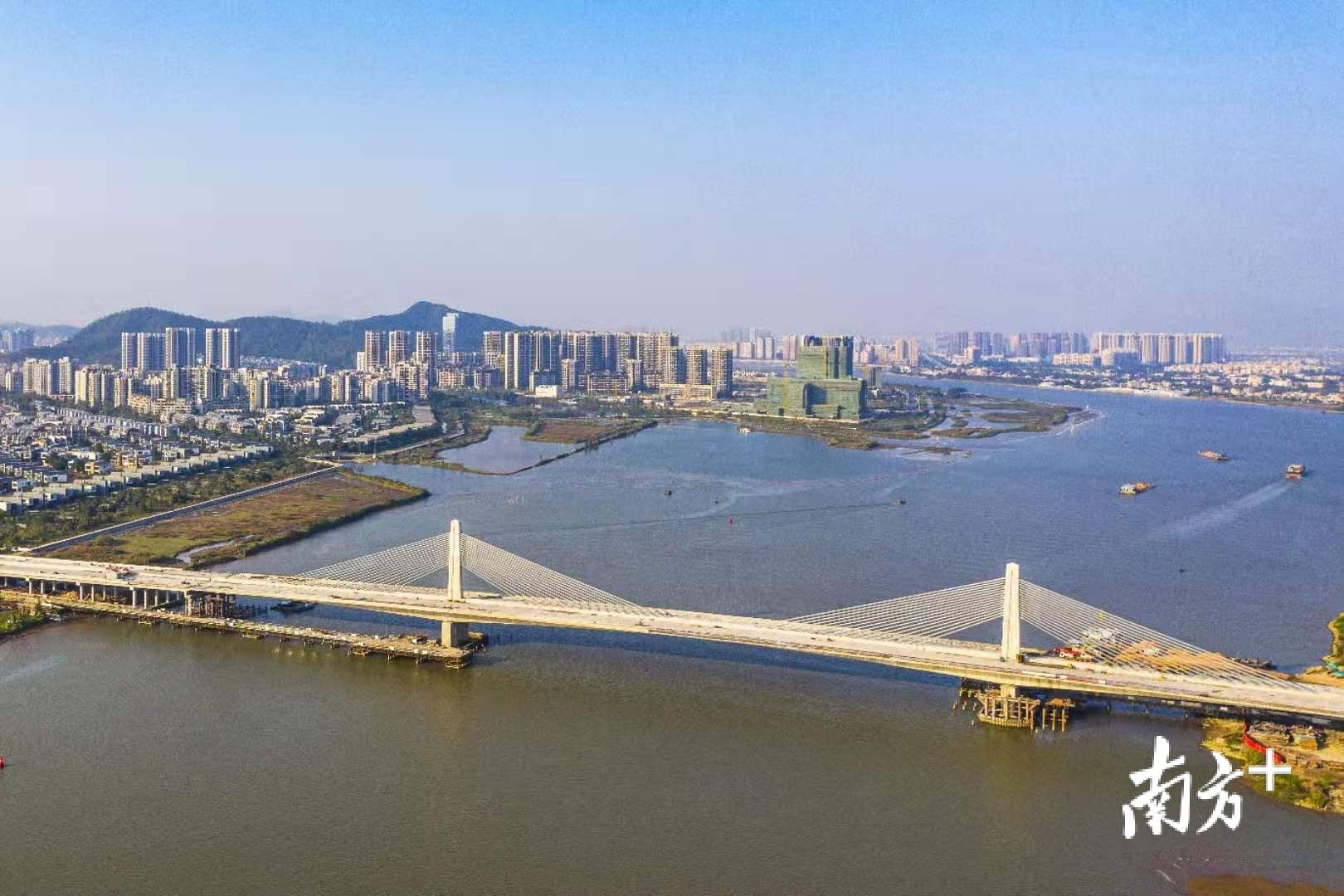斗门—金湾缩短至8分钟！珠海鸡啼门雄起新大桥，或年底通车