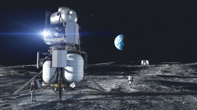 贝佐斯称蓝色起源将送首位女性登月，曾获NASA登月合同