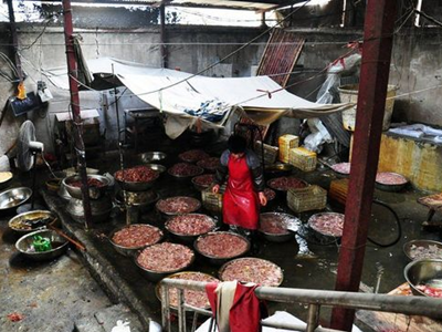 最高法：“黑作坊”食品生产者和经营者都要承担惩罚性赔偿责任