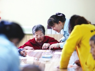 广东出台春节期间养老机构疫情防控最新指引，动员养老机构老年人尽量留院过节